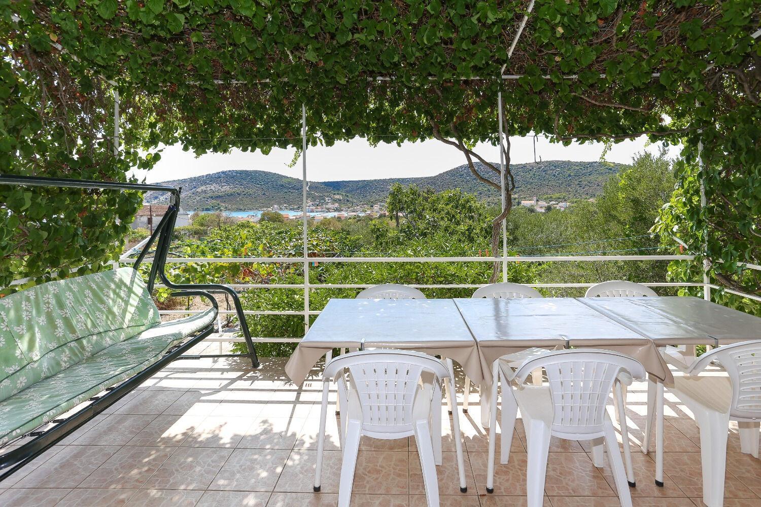 Holiday Home Marcelo-With Terrace Vinisce Ngoại thất bức ảnh