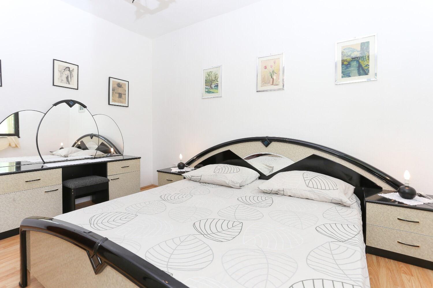 Holiday Home Marcelo-With Terrace Vinisce Ngoại thất bức ảnh